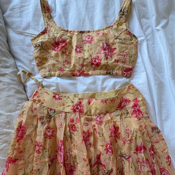 Beautiful Yellow Organza Lehenga Set - Picture 3 of 5